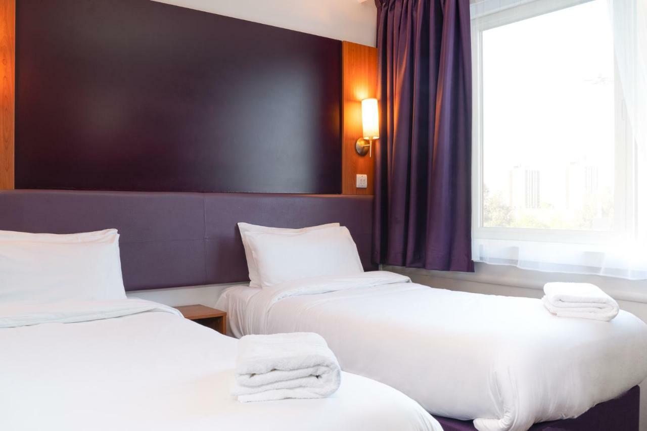 Hotel Newbridge Newcastle Upon Tyne Esterno foto