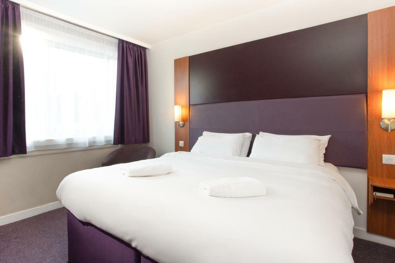 Hotel Newbridge Newcastle Upon Tyne Esterno foto
